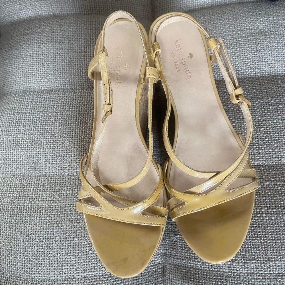 MUST GO - MAKE AN OFFER! Kate Spade Wedges